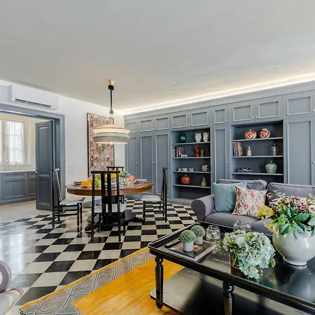 Gimber Smart And Luxury 2 Bedrooms 2 Bathrooms Apartment